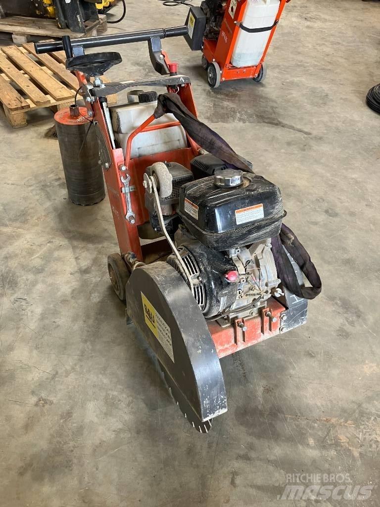 Husqvarna FS 400 절단기