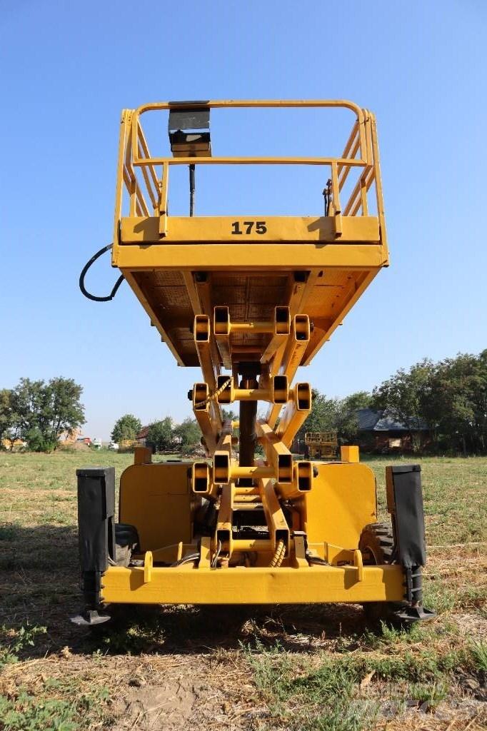 Haulotte H 15 SX 가위형 리프트