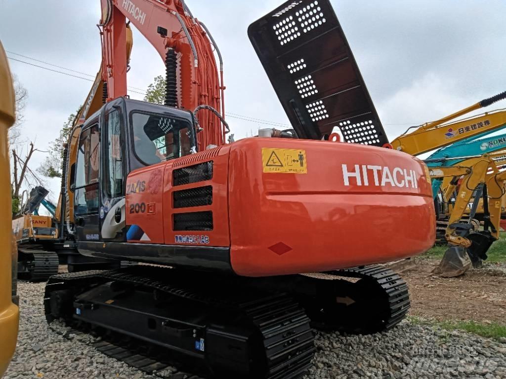 Hitachi ZX 200 대형 굴삭기 29톤 이상