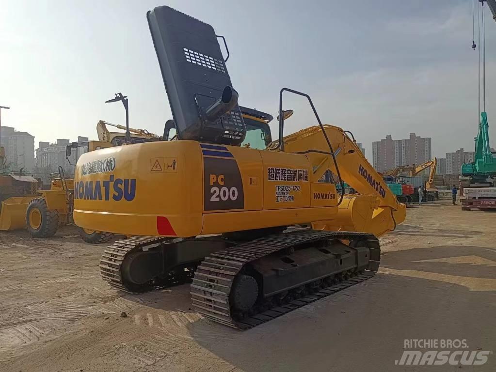 Komatsu pc200-8 대형 굴삭기 29톤 이상