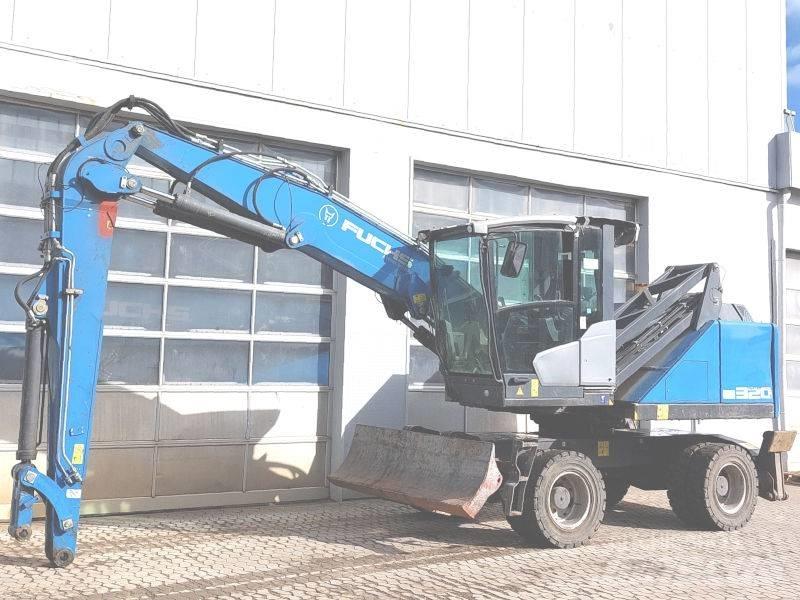 Fuchs MHL 320 F 폐기물/산업 처리기