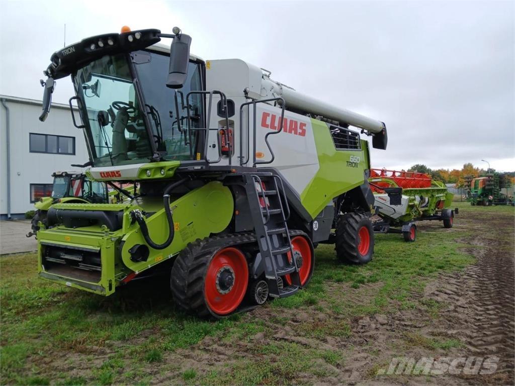 CLAAS Trion 660 TT 콤바인 수확기