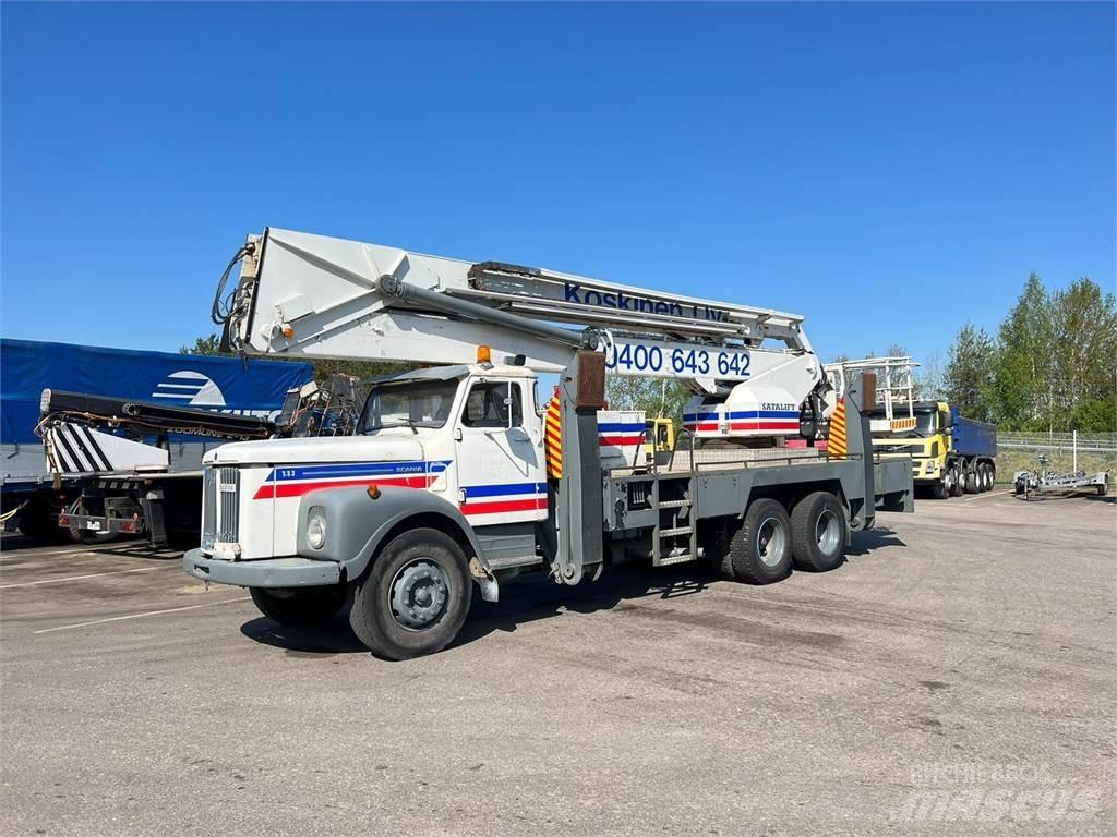 Scania 111 6X2 크레인 트럭