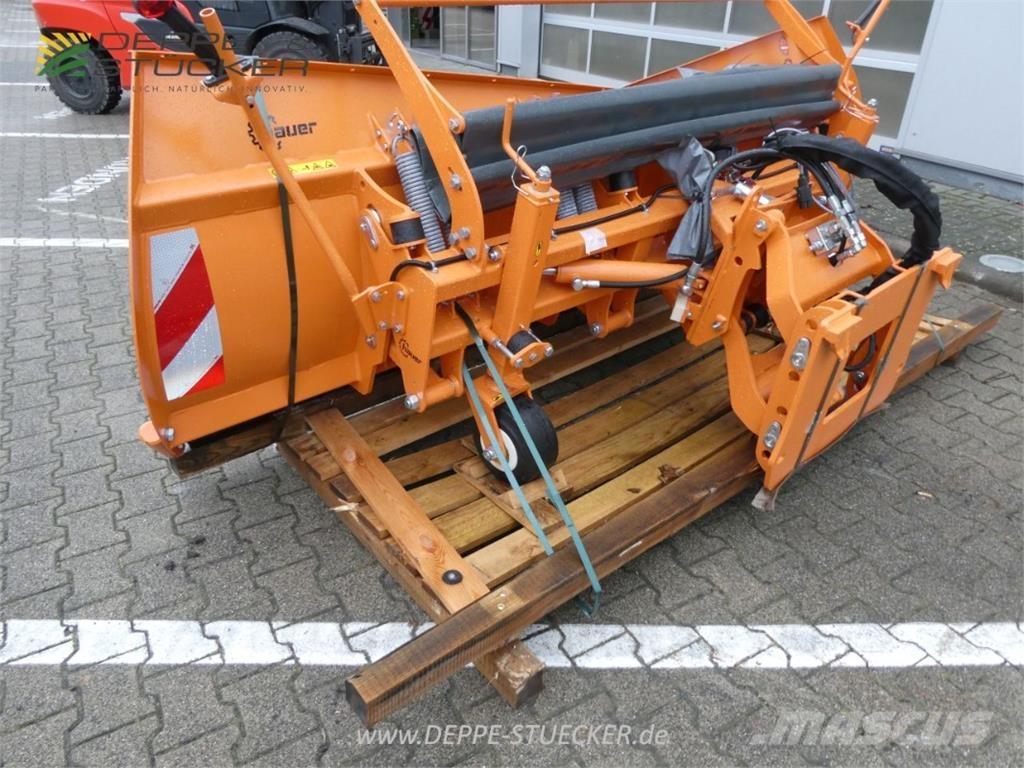 Hauer SRS-2L 제설 블레이드 및 제설기