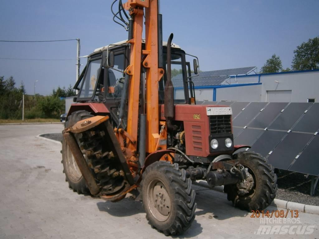 MTZ 82.1 트랙터