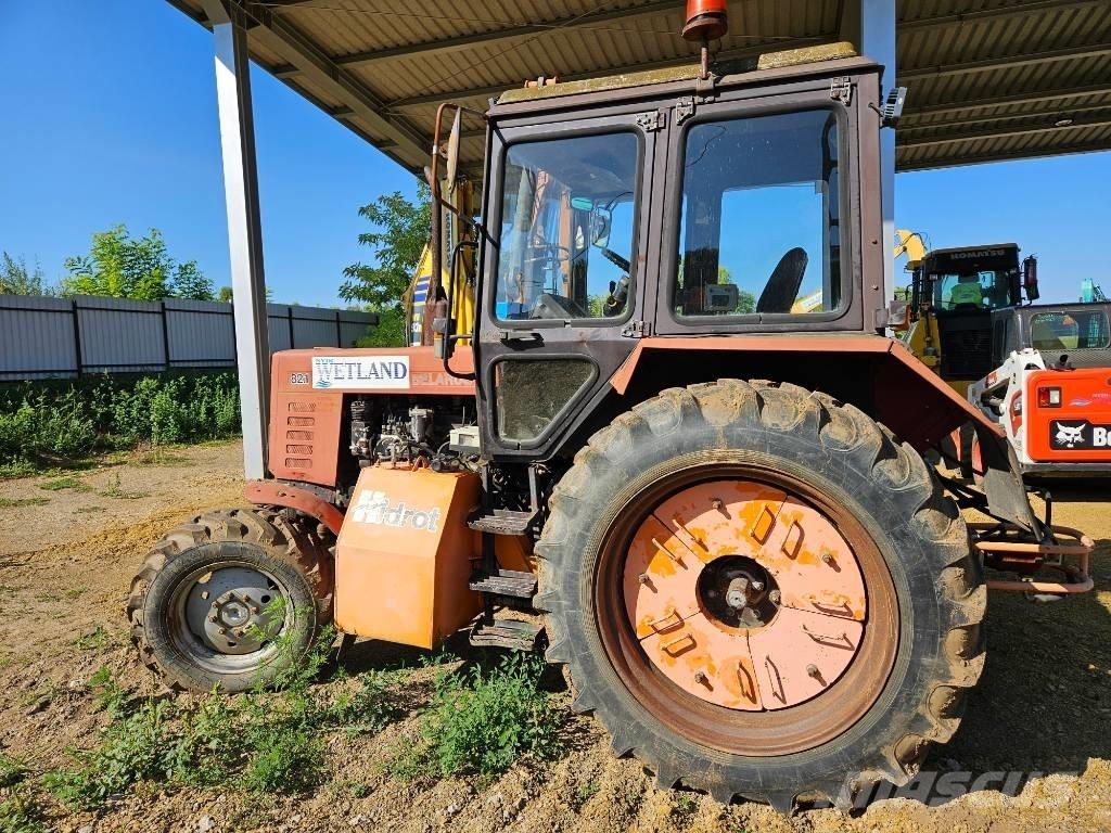 MTZ 82.1 트랙터