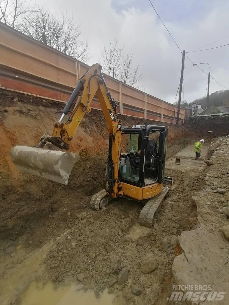 CAT 303.5 소형 굴삭기 7톤 미만
