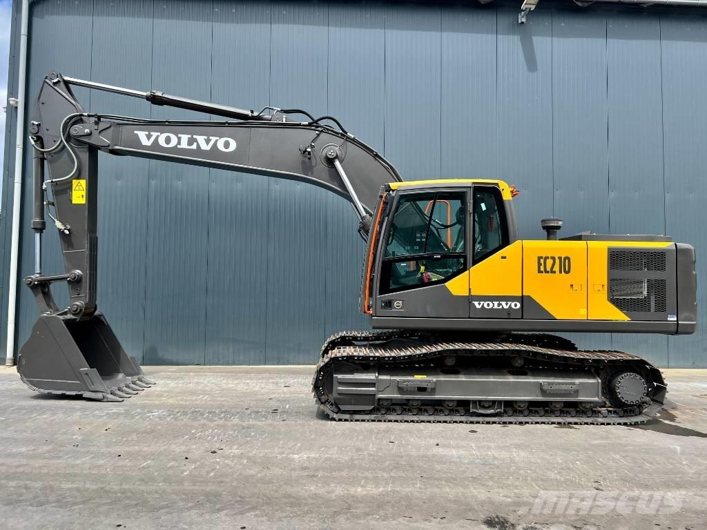 Volvo EC210 대형 굴삭기 29톤 이상