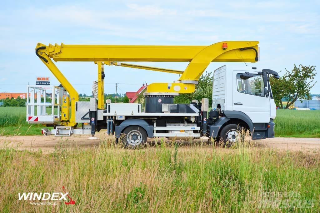 Palfinger P 300 KS 트럭 탑재 고소작업대
