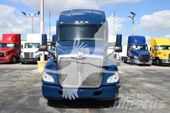Kenworth T680 트랙터 유닛