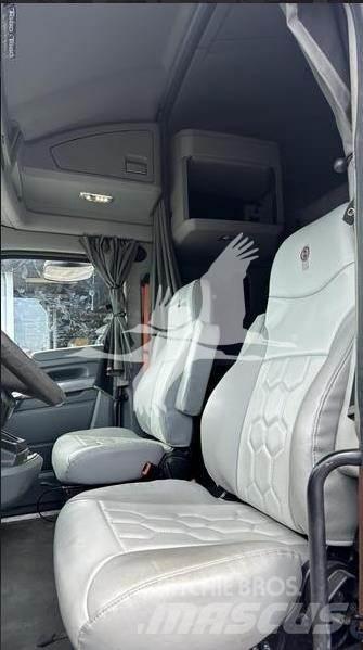 Kenworth T680 트랙터 유닛