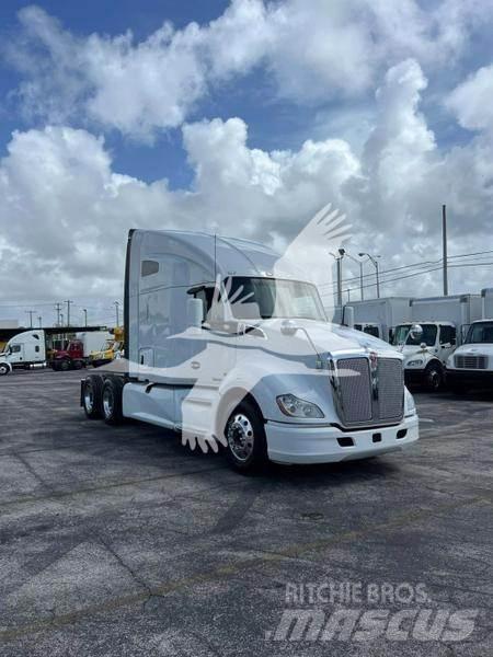 Kenworth T680 트랙터 유닛