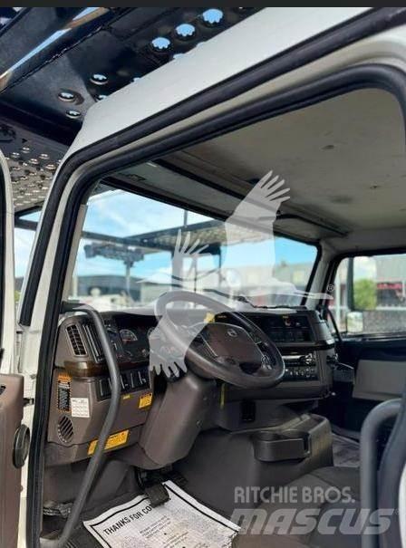 Volvo VAH64430 건설 장비 - 기타