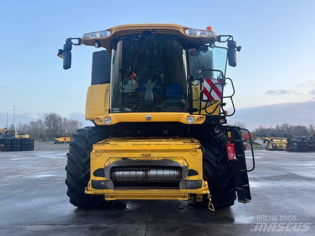 New Holland CR 9080 콤바인 수확기