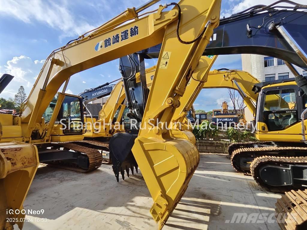 Komatsu 220-8 대형 굴삭기 29톤 이상