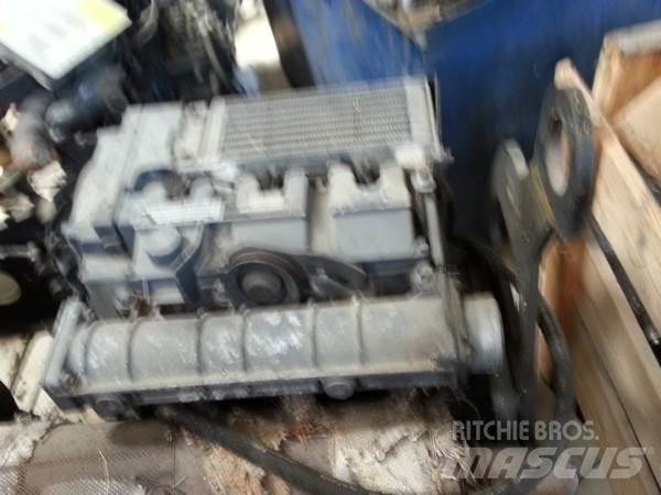 Deutz F3L1011 엔진