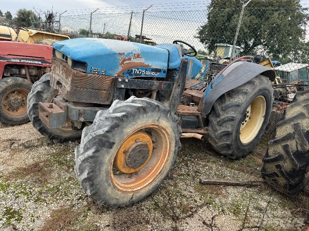 New Holland TN 75 트랙터