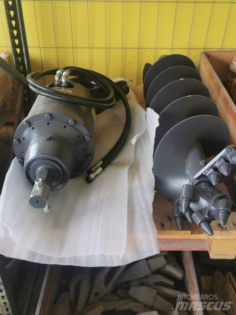 GF TR450 도로 굴착기
