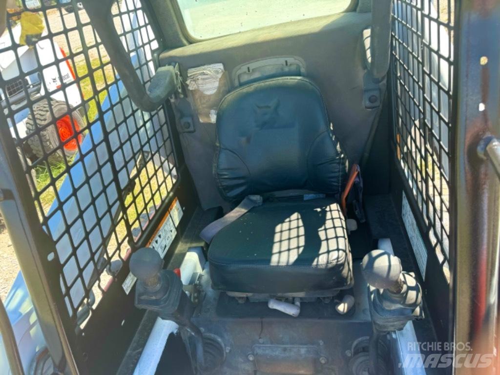 Bobcat S 185  스키드로더