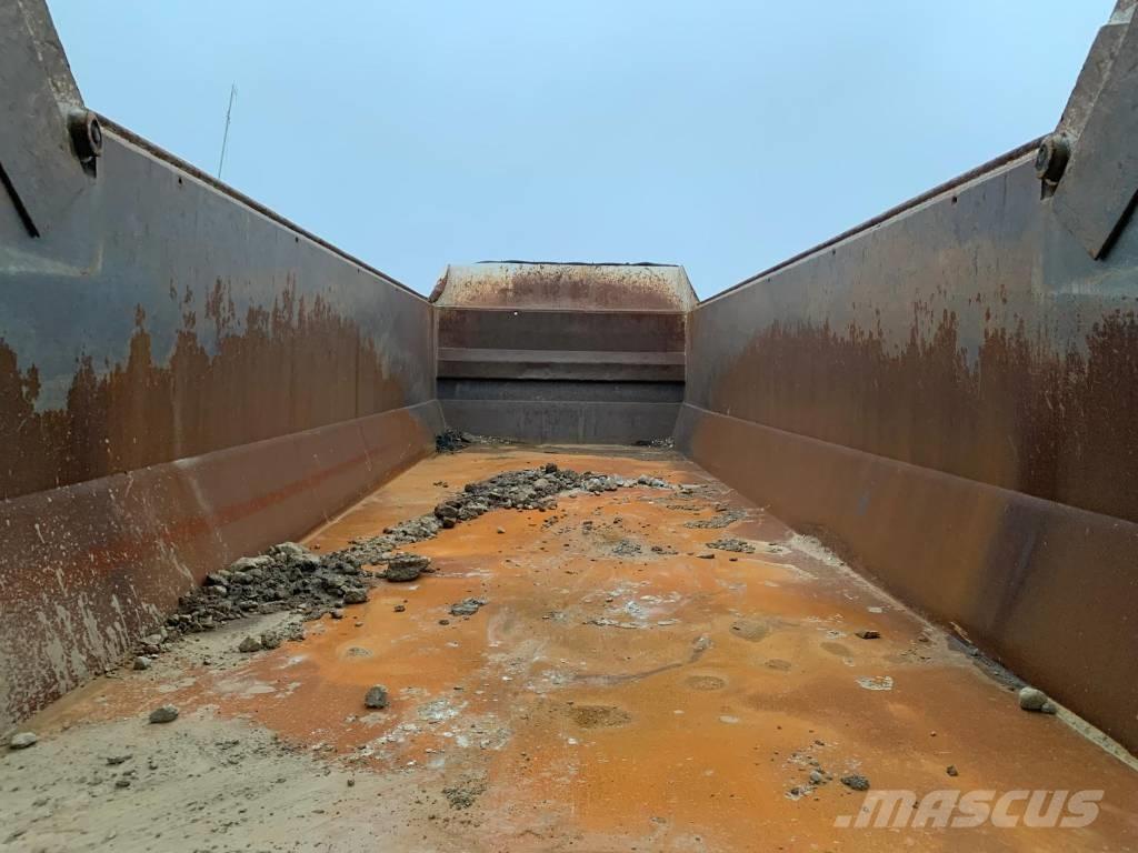 Volvo FMX 540 10x6 덤프 트럭