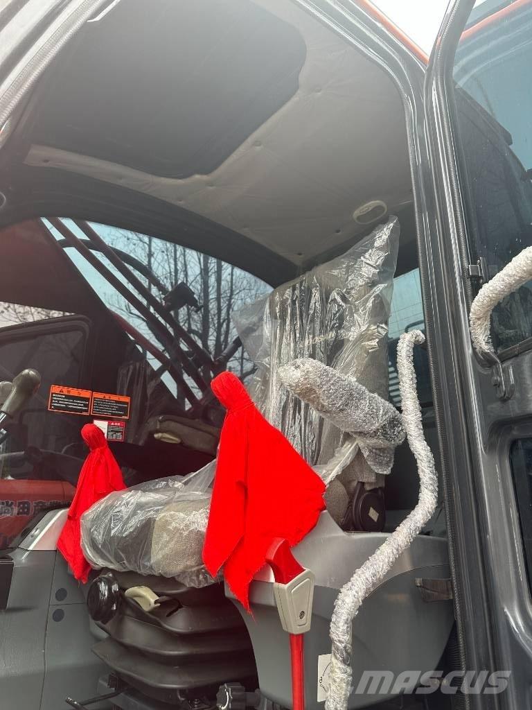 Doosan DX225 대형 굴삭기 29톤 이상