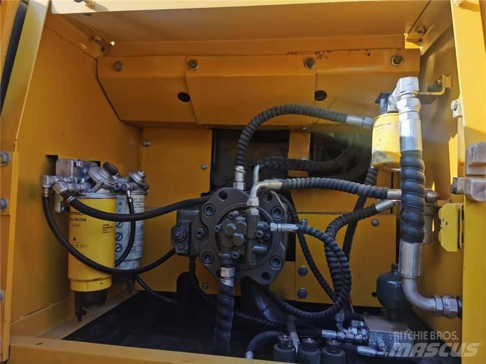 Volvo EC210D 대형 굴삭기 29톤 이상