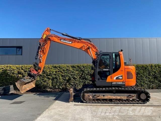 Hitachi 135 US-6 대형 굴삭기 29톤 이상