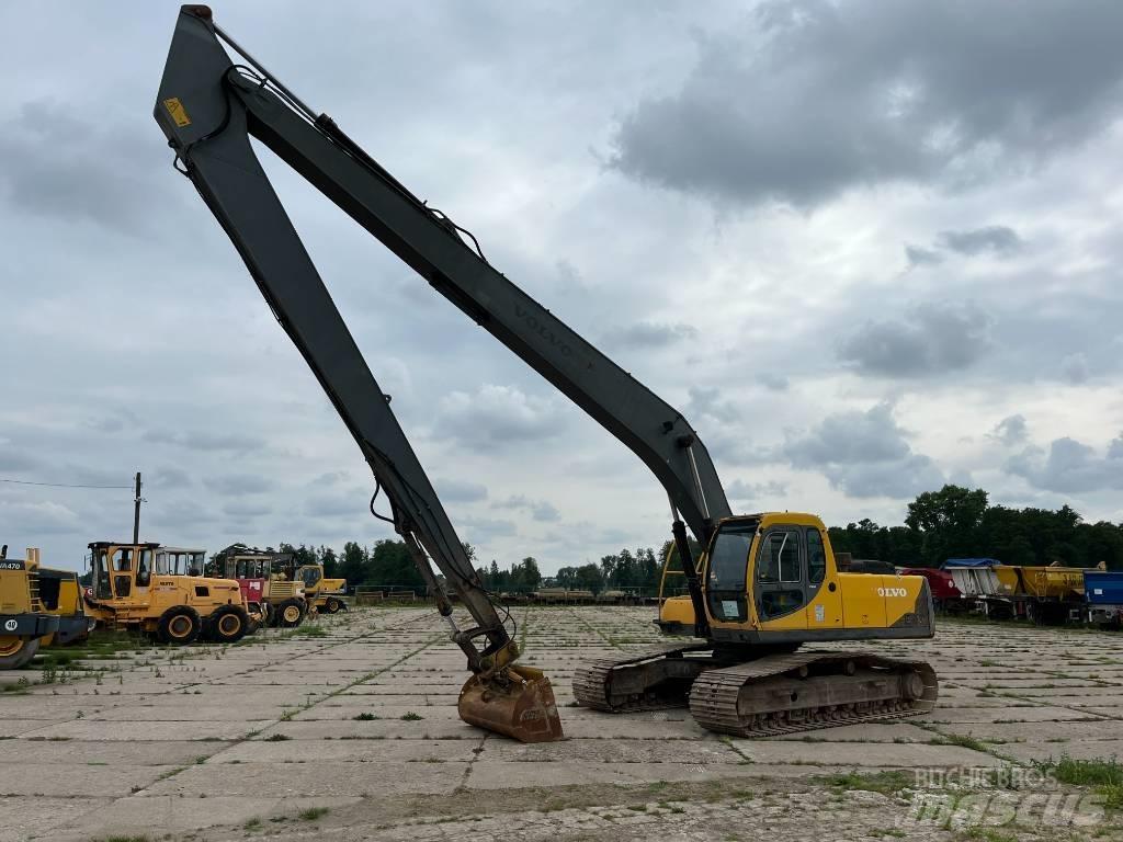 Volvo EC 240 LR 롱리치 굴삭기