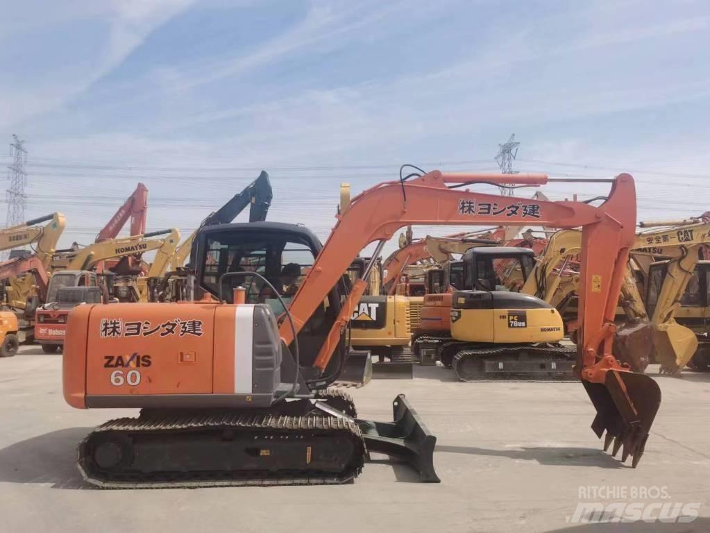Hitachi ZX 60 소형 굴삭기 7톤 미만