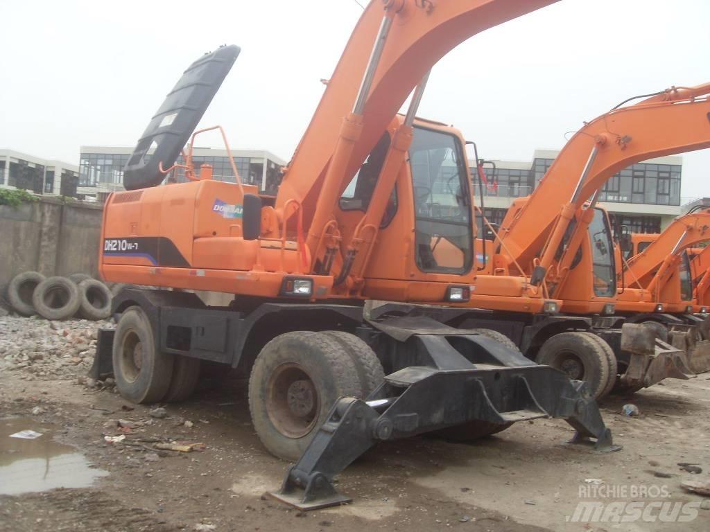 Doosan DH 150 W-7  휠 굴삭기