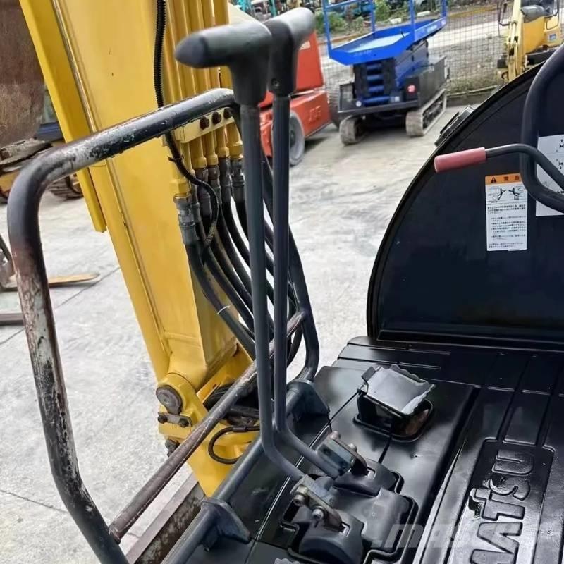 Komatsu PC 20 소형 굴삭기 7톤 미만