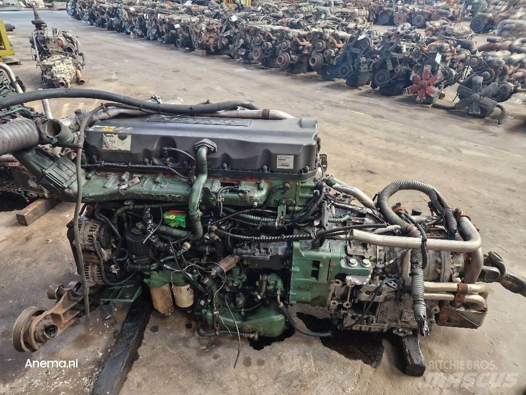 Volvo D9B 엔진