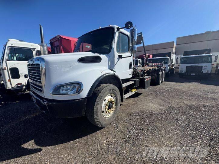 Freightliner M2 케이블 리프트 탈착식 트럭