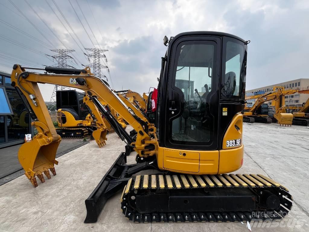 CAT 303.5 E 소형 굴삭기 7톤 미만