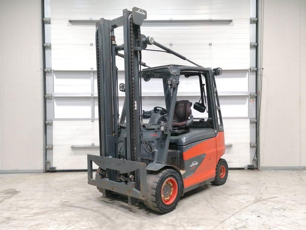 Linde E40H-01/600 전동 지게차