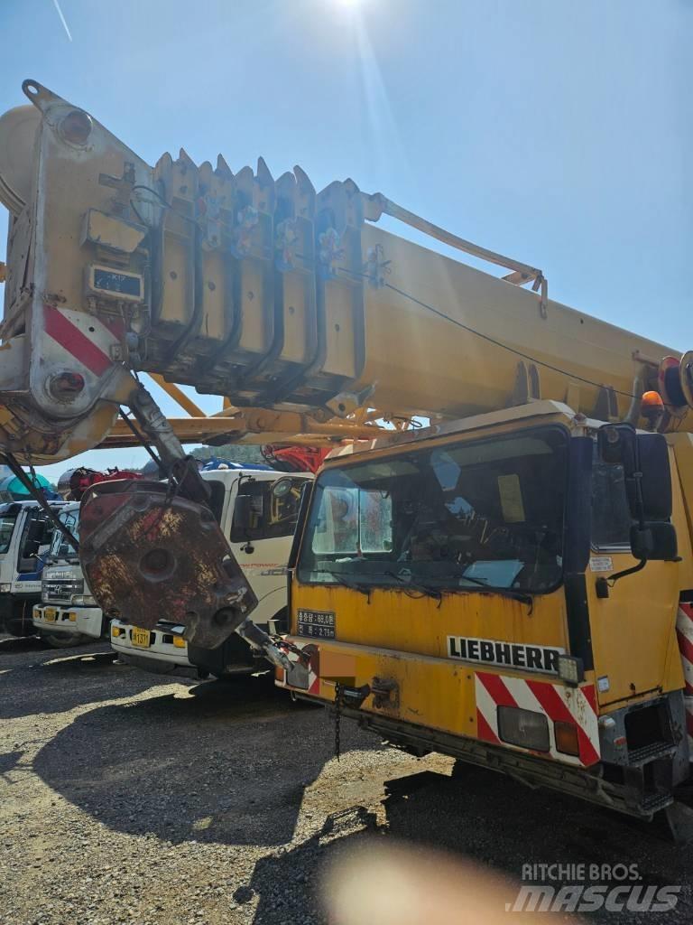 Liebherr LM1090-2 A/T 크레인