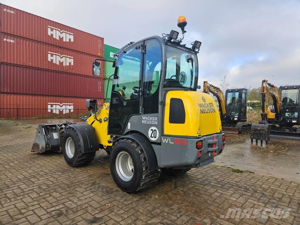 Wacker Neuson WL 25  휠로우더