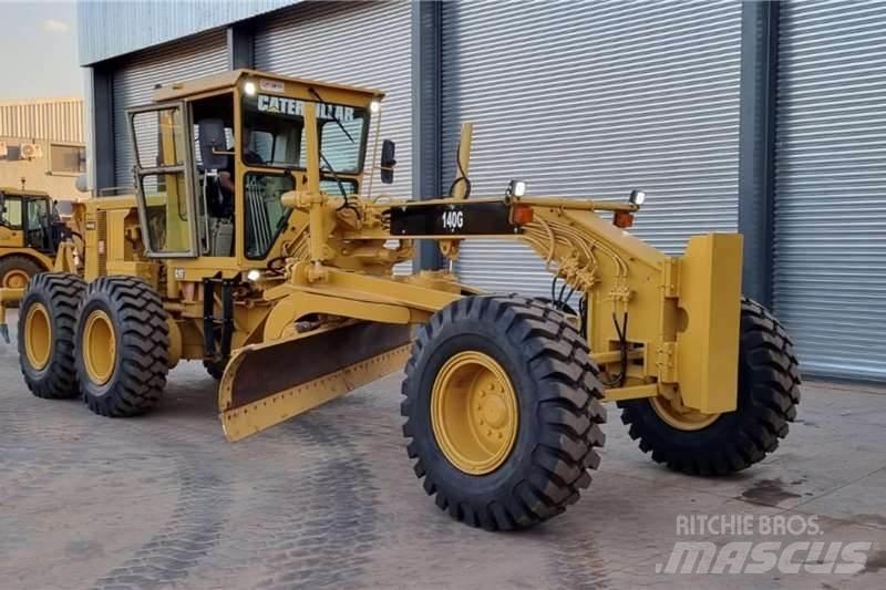 CAT  140G 그레이더