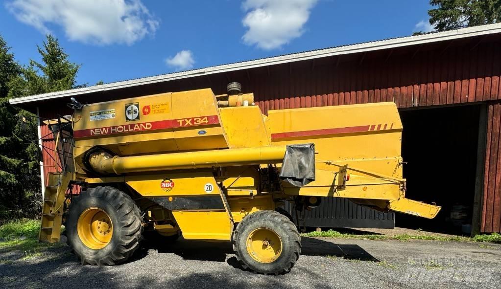 New Holland TX 34 콤바인 수확기