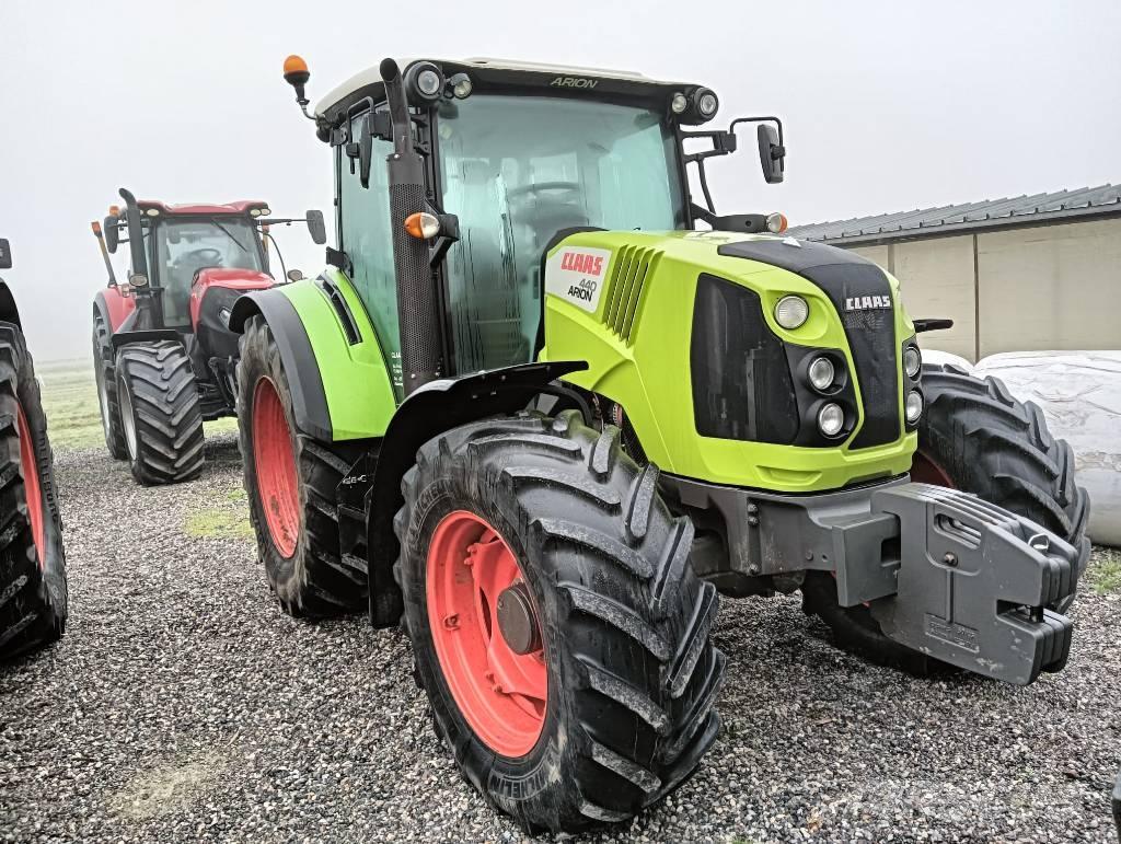 CLAAS Arion 440 트랙터