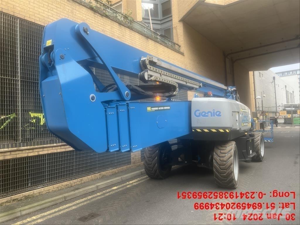 Genie ZX 135/70 관절형 전동이동 리프트