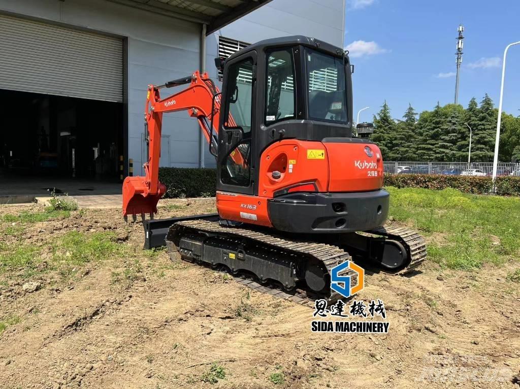 Kubota KX163-5 대형 굴삭기 29톤 이상