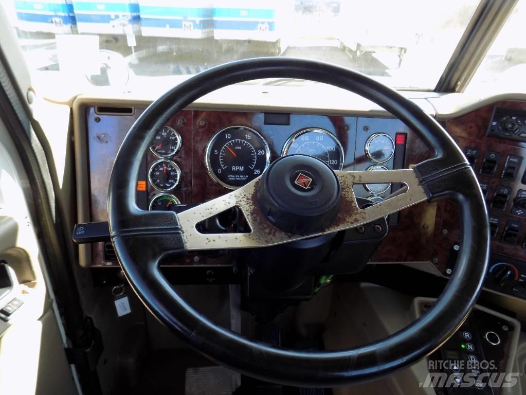 International 9200 i 트랙터 유닛
