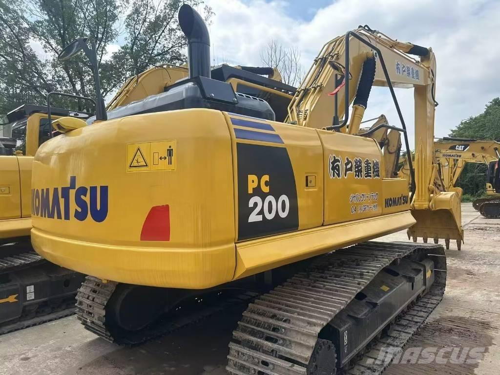 Komatsu PC 200-8N1 대형 굴삭기 29톤 이상