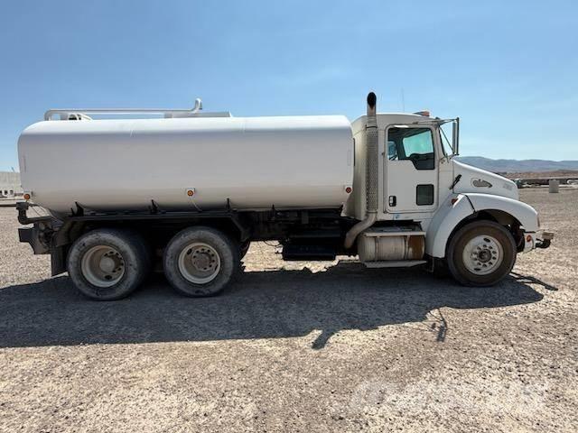 Kenworth T 300 급수차