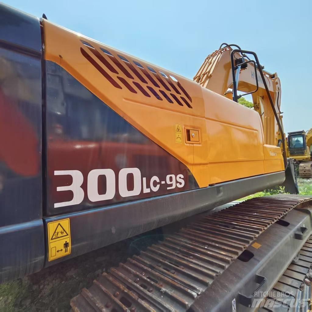 Hyundai Robex 300 LC 대형 굴삭기 29톤 이상