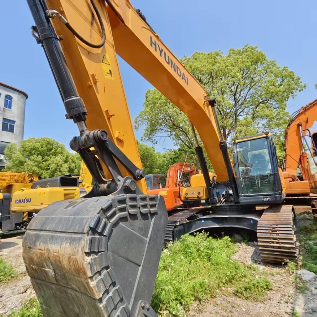Hyundai Robex 300 LC 대형 굴삭기 29톤 이상