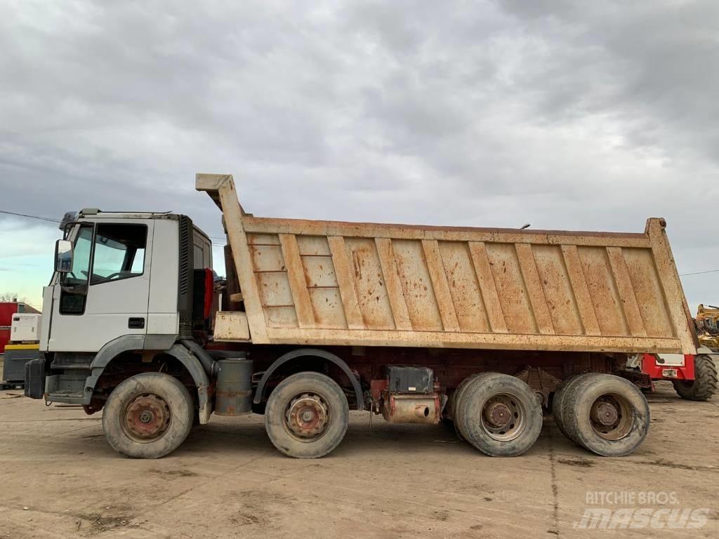 Iveco Eurotech 덤프 트럭