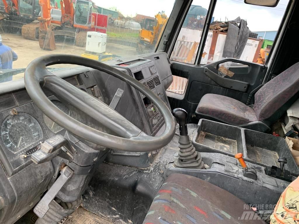 Iveco Eurotech 덤프 트럭