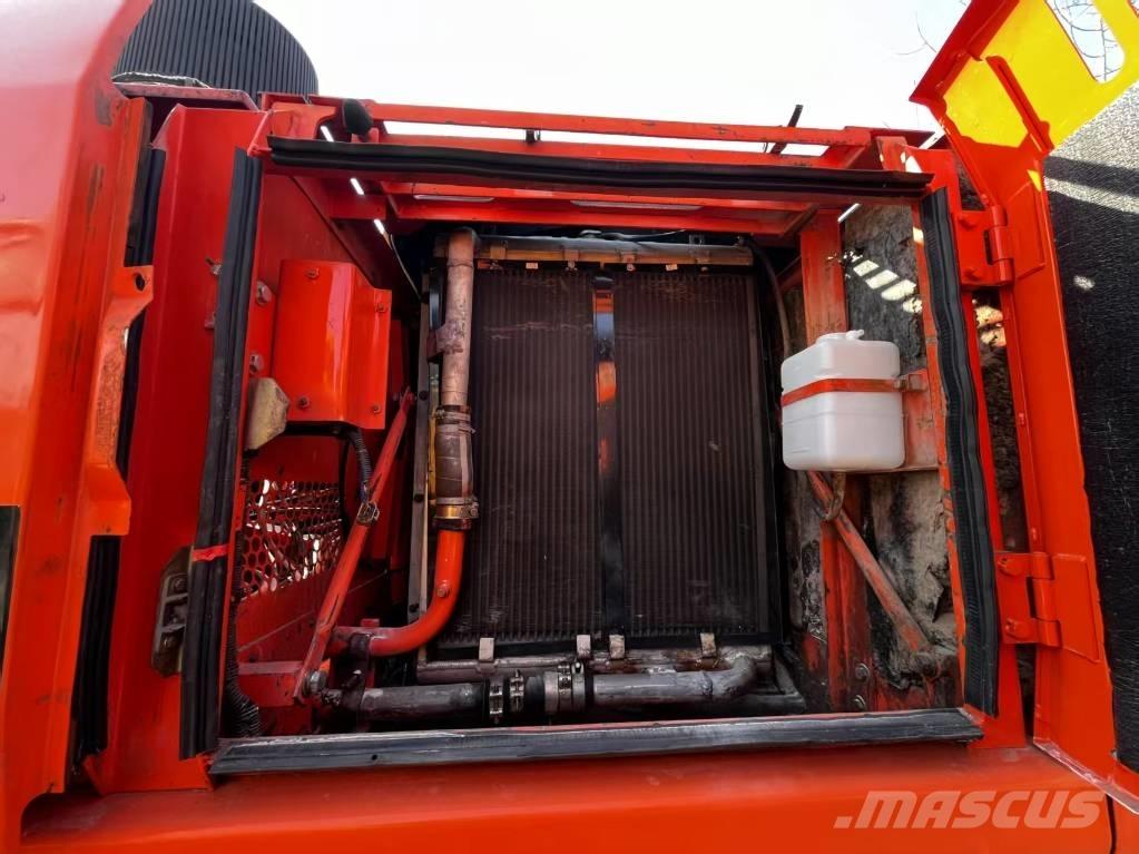 Doosan DH225 LC-7 대형 굴삭기 29톤 이상